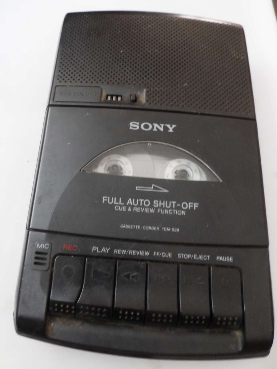 Voice Recorders & Dictaphones SONY VINTAGE PORTABLE AUDIO CASSETTE RECORDER , & PLAYER with